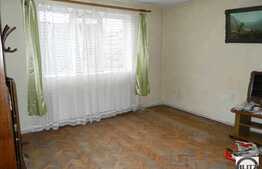 De vanzare casa cu 797 mp teren la o distanta convenabila fata de REAL