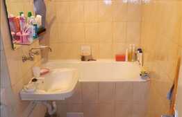 Apartament cu 3 camere, decomandat, 66 mp, zona Minerva