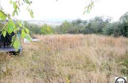 Casa demolabila cu 1815 mp teren la cca 3 minute de supermarketul REAL