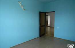 Oportunitate, 300 mp utili si 800 mp de teren!