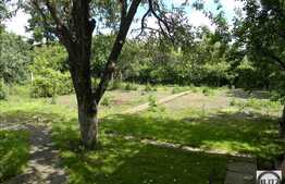 Oportunitate, 300 mp utili si 800 mp de teren!