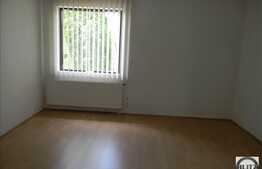 Oportunitate, 300 mp utili si 800 mp de teren!