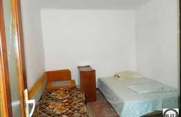 Casa de inchiriat cu 5 camere si 200 mp utili