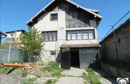 Casa de inchiriat cu 5 camere si 200 mp utili