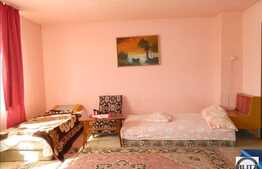 Casa de inchiriat cu 5 camere si 200 mp utili