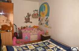 Casa Situata Intr-o Zona Linistita Din Iris !