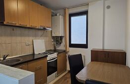Inchiriez apartament 2 camere decomandate si parcare în Gheorgheni