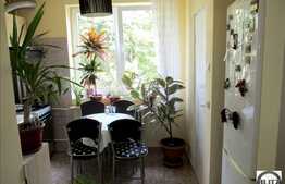 De vanzare 2 camere semidecomandate, 45.55mp, in zona Piata Hermes.Boxa inclusa