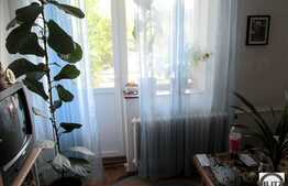 De vanzare 2 camere semidecomandate, 45.55mp, in zona Piata Hermes.Boxa inclusa