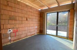 Casa P+E semifinisata cu panouri solare si pompa de caldura zona Roata Faget