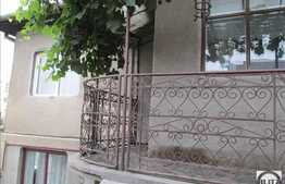 Vanzare casa cuplata, 112 mp utili, 493 mp teren, zona de case si vile