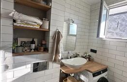 Apartament cu 2 camere, luminos, semi-central