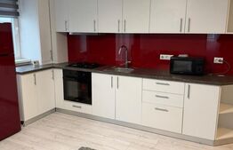 Apartament 3 camere, parcare, zona Vivo