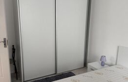 Apartament 3 camere, parcare, zona Vivo