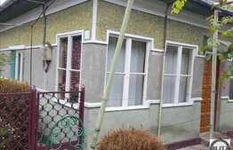 Vanzare casa individuala, 65 mp utili, 1453 mp teren, zona linistita!