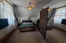 Apartament de vanzare, 6 camere, 182 mp, gradina comuna, Centrul Istoric Brasov 