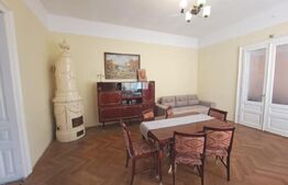 Apartament de vanzare, 6 camere, 182 mp, gradina comuna, Centrul Istoric Brasov 