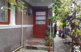 Vanzare casa individuala, 55 mp utili, 1453 mp teren, zona linistita