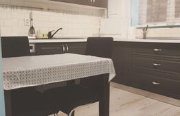 Apartament cu 3 camere, 62 mp, parcare, zona Sesul de Sus