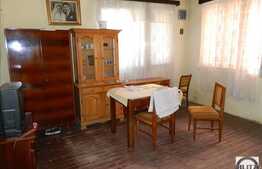 Casa de vanzare, 100 mp cu teren 350 mp, zona Intre Lacuri