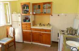 Casa de vanzare, 100 mp cu teren 350 mp, zona Intre Lacuri