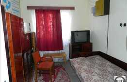 Casa de vanzare, 100 mp cu teren 350 mp, zona Intre Lacuri