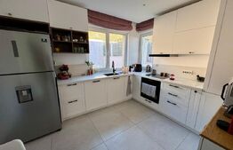 Casa 4 camere, 140 mp, garaj, curte, zona Voroneț 