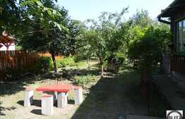 Casa de vanzare, 200 mp cu 565 mp teren, zona Parcul Farmec