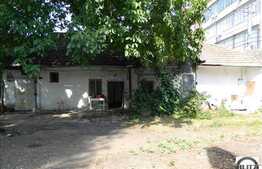 Casa demolabila/renovabila de vanzare, cu teren 425 mp