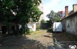 Casa demolabila/renovabila de vanzare, cu teren 425 mp