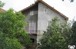 De vanzare casa individuala, 150 mp, teren 500 mp, semifinisat