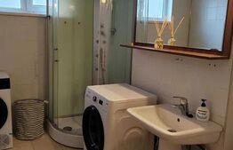 Apartament cu 2 camere, decomandat, 60 mp, parcare subterana - Centru