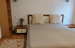 Apartament cu 2 camere, decomandat, 60 mp, parcare subterana - Centru