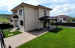 Casa moderna la intrare in Chinteni – priveliste superba si acces rapid la Cluj