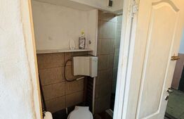 Camara camin cu loc de parcare si baie proprie-zona Florilor