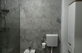 Apartament cu 2 camere, decomandate, 53 mp, parcare subterană, zona Vivo