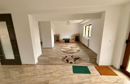 Casa renovata 2024 cu 2 apartamente separate – Rasnov 