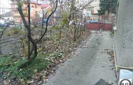 Casa demolabila de vanzare, 100 mp, cu teren de 588 mp si front la 2 strazi!