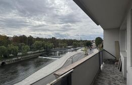 Apartament 3 camere, modern, zona Centrala