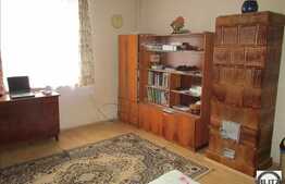 Casa de vanzare, 69 mp, cu teren de 337 mp si front de 11 ml, zona Marasti!