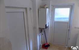 Casa cuplata, 41 mp utili, 23 mp teren, zona semicentrala