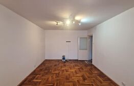 Apartament decomandat, 55 mp, etaj 3, 2 locuri de parcare, beci, zona aerisita