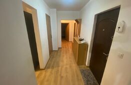 Apartament 3 camere, 74 mp, 2 balcoane, eta intermediar, la cheie, zona Plopilor
