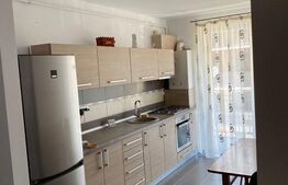 Apartament 32 mp, etaj intermediar, balcon 7 mp, zona Eroilor 