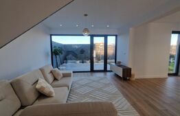 Casa de vanzare, 5 camere, 104 mp+curte proprie, Brașov