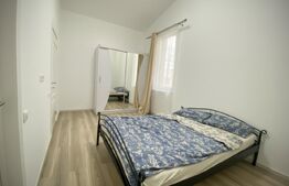 Casa pe calcan cu priveliste superba si compartimentare deosebita.