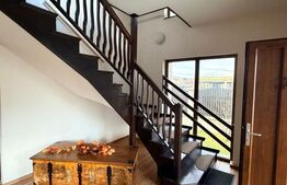 Vilă / Pensiune de vânzare în Tohanu Nou – la doar 4 km de Castelul Bran 