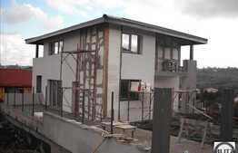 Casa semifinisata in Manastur!