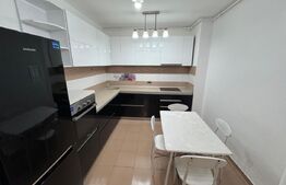Apartament cu 2 camere, decomandat, 75 mp, etaj intermediar, Tractorul