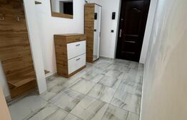 Apartament cu 2 camere, decomandat, 75 mp, etaj intermediar, Tractorul